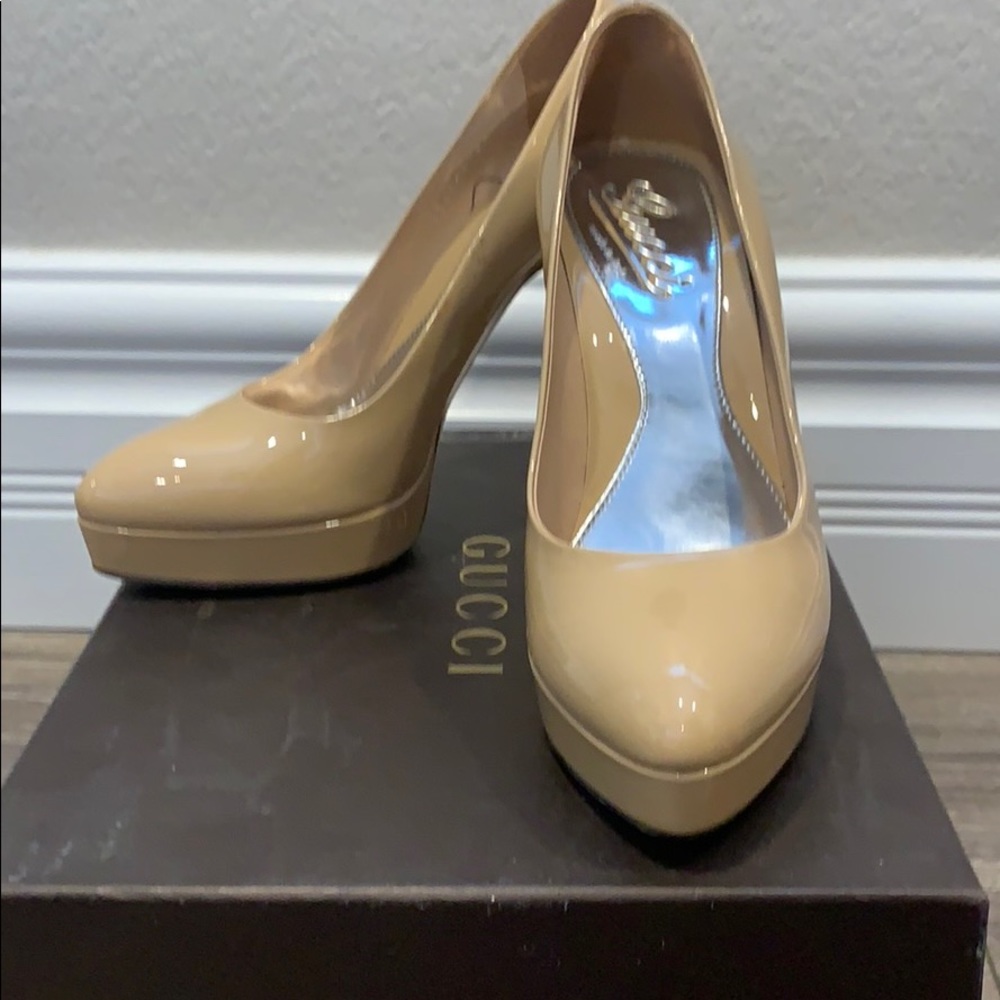 Authentic Gucci shoes